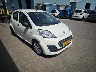 Peugeot 107 107, Hatchback, 2005 / 2014 1.0 12V picture 4