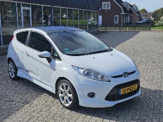 Ford Fiesta 1.6 16V Sport Hatchback  Benzine 1.596cc 88kW (120pk) FWD picture 3