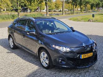 Renault Mégane 1.5 dCi 90 Combi/o 4Dr Diesel 1.461cc 66kW (90pk) FWD picture 7