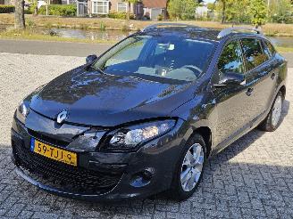Renault Mégane 1.5 dCi 90 Combi/o 4Dr Diesel 1.461cc 66kW (90pk) FWD picture 5