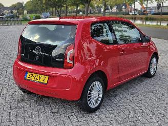 Volkswagen Up! 1.0 12V 75 Hatchback  Benzine 999cc 55kW (75pk) FWD picture 3
