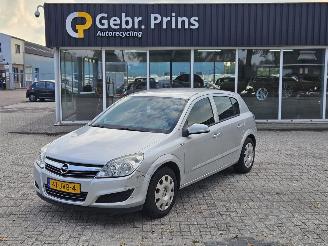 Schadeauto Opel Astra 1.6 16V Hatchback 4Dr Benzine 1.598cc 85kW (116pk) FWD 2009/9