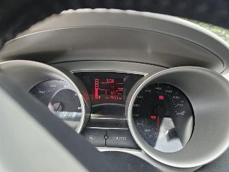 Seat Ibiza 1.4 16V Hatchback 2Dr Benzine 1.390cc 63kW (86pk) FWD picture 13