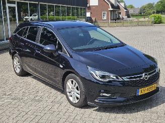 Opel Astra 1.0 Turbo 12V Combi/o  Benzine 999cc 77kW (105pk) FWD picture 2