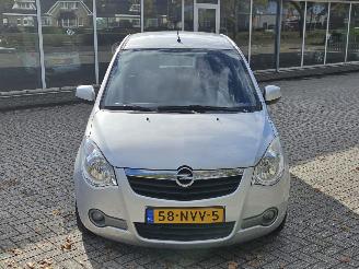 Opel Agila 1.2 16V MPV  Benzine 1.242cc 69kW (94pk) FWD picture 2