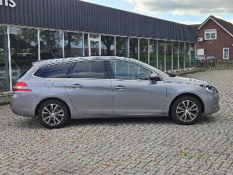 Peugeot 308 1.6 BlueHDi 120 Combi/o 4Dr Diesel 1.560cc 88kW (120pk) FWD picture 2