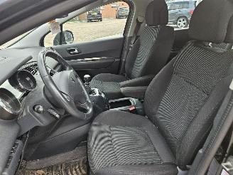 Peugeot 5008 1.6 THP 16V MPV  Benzine 1.598cc 115kW (156pk) FWD picture 11