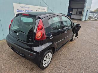 Peugeot 107 107, Hatchback, 2005 / 2014 1.0 12V picture 2
