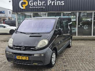 damaged commercial vehicles Opel Vivaro 1.9 DTI 16V Bestel  Diesel 1.870cc 74kW (101pk) 2004/4