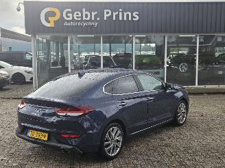 Schadeauto Hyundai I-30 FASTBACK 1.0 T-GDI 12V Liftback  Benzine 998cc 88kW (120pk) FWD 2019/7