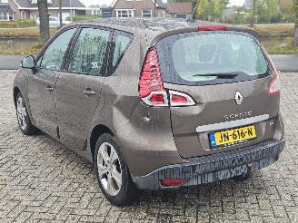 Renault Mégane Scénic 1.4 16V TCe 130 MPV  Benzine 1.397cc 96kW (131pk) FWD picture 5