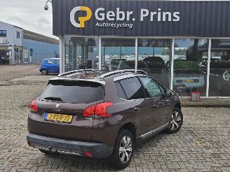 Schadeauto Peugeot 2008 1.2 Vti 12V PureTech 82 MPV  Benzine 1.199cc 60kW (82pk) FWD 2014/6