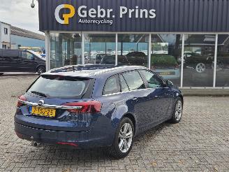 damaged passenger cars Opel Insignia SPORTS TOURER SW 2.0 CDTI 16V 140 ecoFLEX Combi/o  Diesel 1.956cc 103kW 2014/5