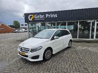 Voiture accidenté Mercedes B-klasse 2.2 B-220 CDI BlueEFFICIENCY,d 16V Hatchback  Diesel 2.143cc 125kW (170pk) 2019/11