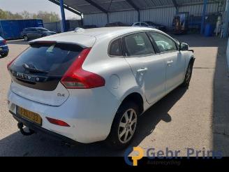 Volvo V-40 V40 (MV), Hatchback 5-drs, 2012 / 2019 2.0 D4 16V picture 4