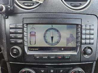 Mercedes M-klasse 3.0 ML-320 CDI 4-Matic V6 24V SUV  Diesel 2.987cc 155kW (211pk) 4x4 picture 13