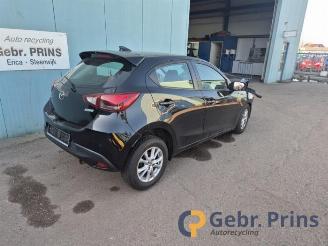 Coche siniestrado Mazda 2 2 (DJ/DL), Hatchback, 2014 1.5 SkyActiv-G 90 2018/5
