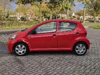 Toyota Aygo 1.0 12V VVT-i Hatchback  Benzine 998cc 50kW (68pk) FWD picture 6