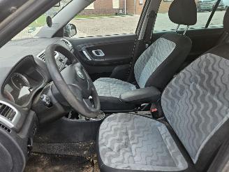 Skoda Fabia 1.4i 16V LPG Combi/o 4Dr Benzine 1.397cc 63kW (86pk) FWD picture 10