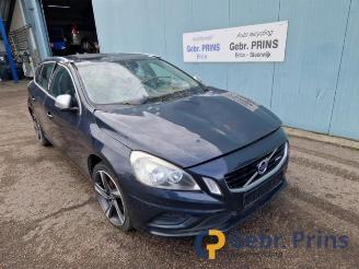 Auto da rottamare Volvo V-60 V60 I (FW/GW), Combi, 2010 / 2018 1.6 T3 16V 2012/6