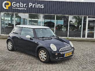 uszkodzony samochody osobowe Mini Mini COOPER 1.6 85KW 2006/9