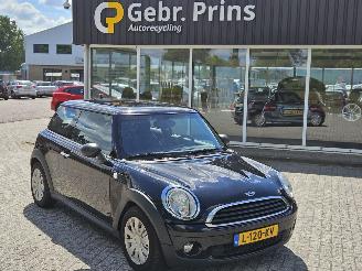  Mini Mini 1.6 16V One Hatchback  Benzine 1.598cc 72kW (98pk) FWD 2010/6