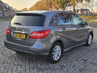 Mercedes B-klasse 1.6 B-180 BlueEFFICIENCY Turbo 16V Hatchback  Benzine 1.595cc 90kW (122pk) FWD picture 3