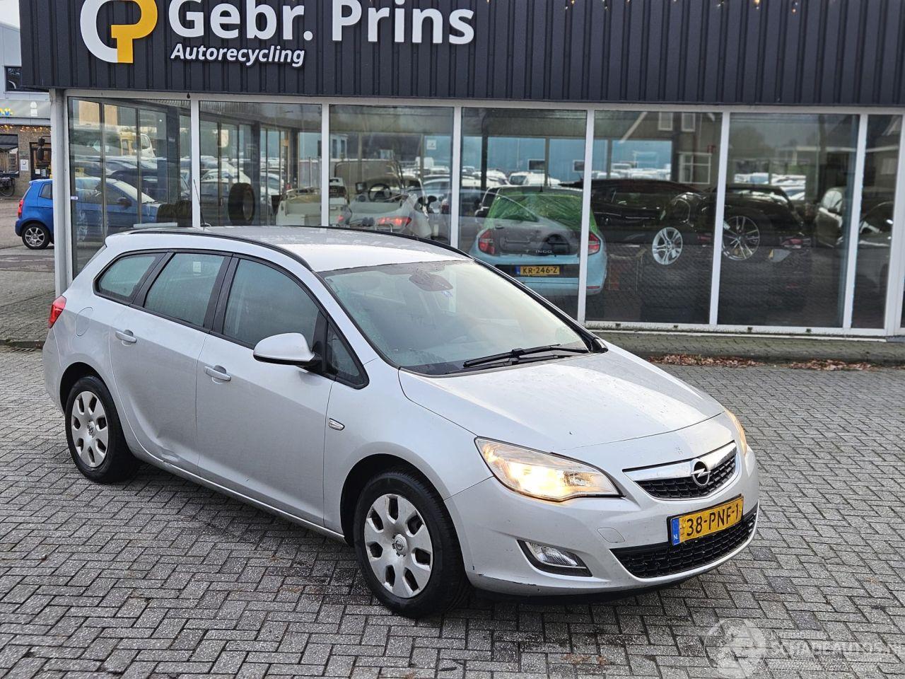 Opel Astra SPORTS TOURER 1.4 16V ecoFLEX Combi/o  Benzine 1.398cc 74kW (101pk) FWD