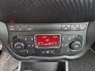 Alfa Romeo MiTo 1.4 16V Hatchback  Benzine 1.368cc 70kW (95pk) FWD picture 11