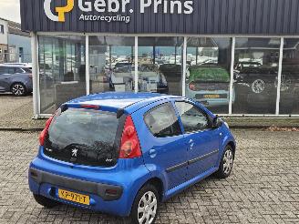 škoda osobní automobily Peugeot 107 1.0 12V Hatchback  Benzine 998cc 50kW (68pk) FWD 2011/7