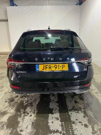 Skoda Superb 1.4 TSI iV 16V AUT Combi/o  Elektrisch Benzine 1.395cc 160kW (218pk) FWD picture 5