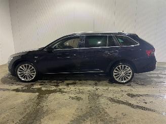 Skoda Superb 1.4 TSI iV 16V AUT Combi/o  Elektrisch Benzine 1.395cc 160kW (218pk) FWD picture 2
