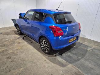 Suzuki Swift 1.2 Dual Jet 16V Smart Hybrid Hatchback 4Dr Elektrisch Benzine 1.242cc 61kW (83pk) FWD picture 2