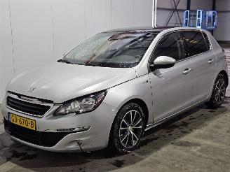 škoda osobní automobily Peugeot 308 1.2 12V e-THP PureTech 130 Hatchback 4Dr Benzine 1.199cc 96kW (131pk) FWD 2015/4