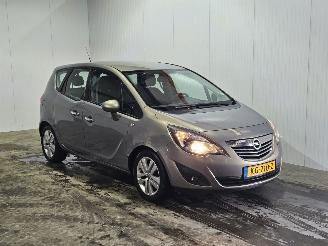 Damaged car Opel Meriva 1.4 Turbo 16V Ecotec MPV  Benzine 1.364cc 103kW (140pk) 2011/4