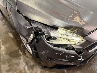 Ford Focus 1.0 Ti-VCT EcoBoost 12V 100 Hatchback  Benzine 998cc 74kW (101pk) FWD picture 3