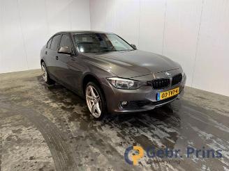 Salvage car BMW 3-serie 3 serie (F30), Sedan, 2011 / 2018 320i 2.0 16V 2012/4