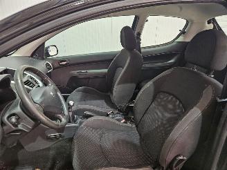 Peugeot 206+ 1.4 XS Hatchback  Benzine 1.360cc 55kW (75pk) FWD picture 9