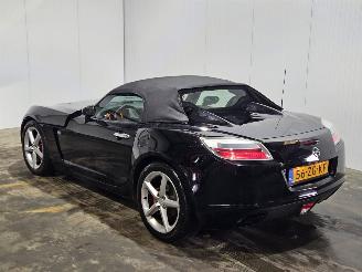 Opel GT 2.0 16V Turbo Cabrio  Benzine 1.998cc 194kW (264pk) RWD picture 10