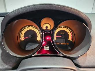 Opel GT 2.0 16V Turbo Cabrio  Benzine 1.998cc 194kW (264pk) RWD picture 17