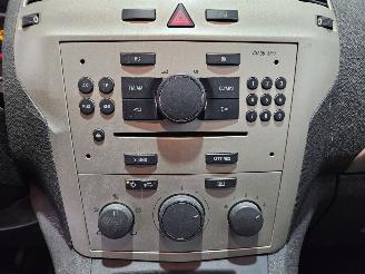 Opel Zafira 1.8 16V 7 Pers Ecotec MPV  Benzine 1.796cc 103kW (140pk) FWD picture 13