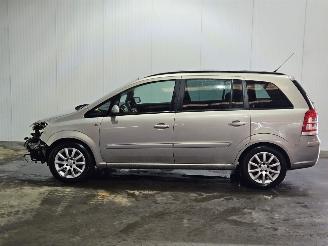 Opel Zafira 1.8 16V 7 Pers Ecotec MPV  Benzine 1.796cc 103kW (140pk) FWD picture 6