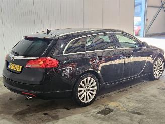 damaged passenger cars Opel Insignia SPORTS TOURER 2.0 Turbo 16V Ecotec Combi/o  Benzine 1.998cc 162kW (220pk) FWD 2009/5