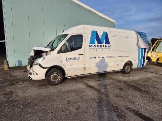 Mercedes Sprinter 316 CDI 2.1 D RWD Bestel  Diesel 2.143cc 120kW (163pk) RWD picture 3