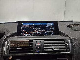 BMW 1-serie 116i 1.5 12V Hatchback 4Dr Benzine 1.499cc 80kW (109pk) RWD picture 14