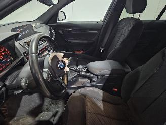 BMW 1-serie 116i 1.5 12V Hatchback 4Dr Benzine 1.499cc 80kW (109pk) RWD picture 11