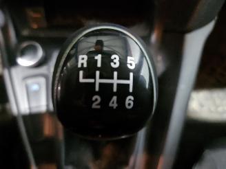 Ford Focus 1.0 Ti-VCT EcoBoost 12V 125 Combi/o  Benzine 998cc 92kW (125pk) FWD picture 10