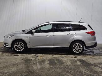 Ford Focus 1.0 Ti-VCT EcoBoost 12V 125 Combi/o  Benzine 998cc 92kW (125pk) FWD picture 6