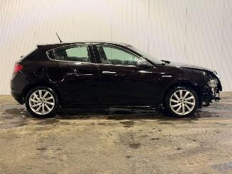 Alfa Romeo Giulietta 1.4 TB 16V MultiAir Hatchback  Benzine 1.368cc 125kW (170pk) FWD picture 2