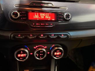 Alfa Romeo Giulietta 1.4 TB 16V MultiAir Hatchback  Benzine 1.368cc 125kW (170pk) FWD picture 15